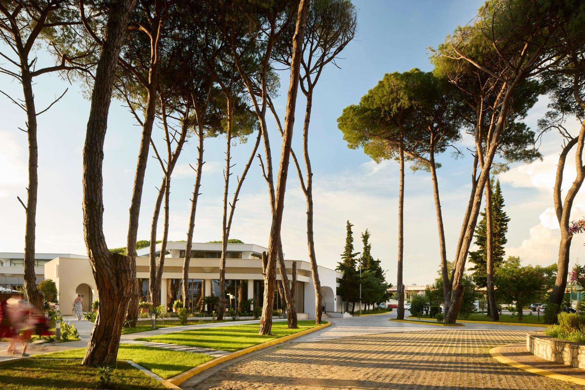 Sol Tropikal Durres 호텔 외부 사진